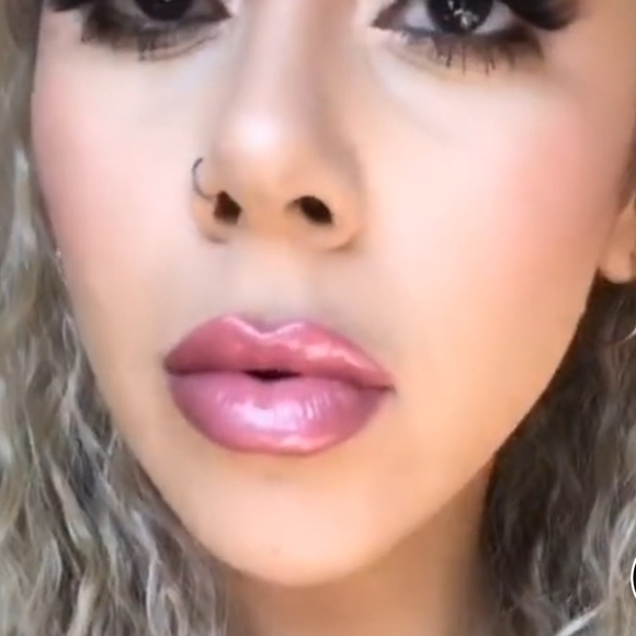 🌼SALE! 2/$35 BITE BEAUTY Plumping Gloss in Rose Meringue - Picture 7 of 15